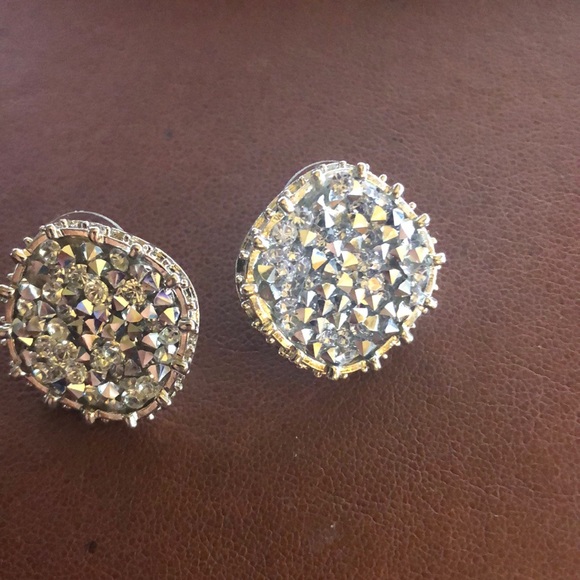 Rhinestone Diamond Studs - Picture 2 of 4